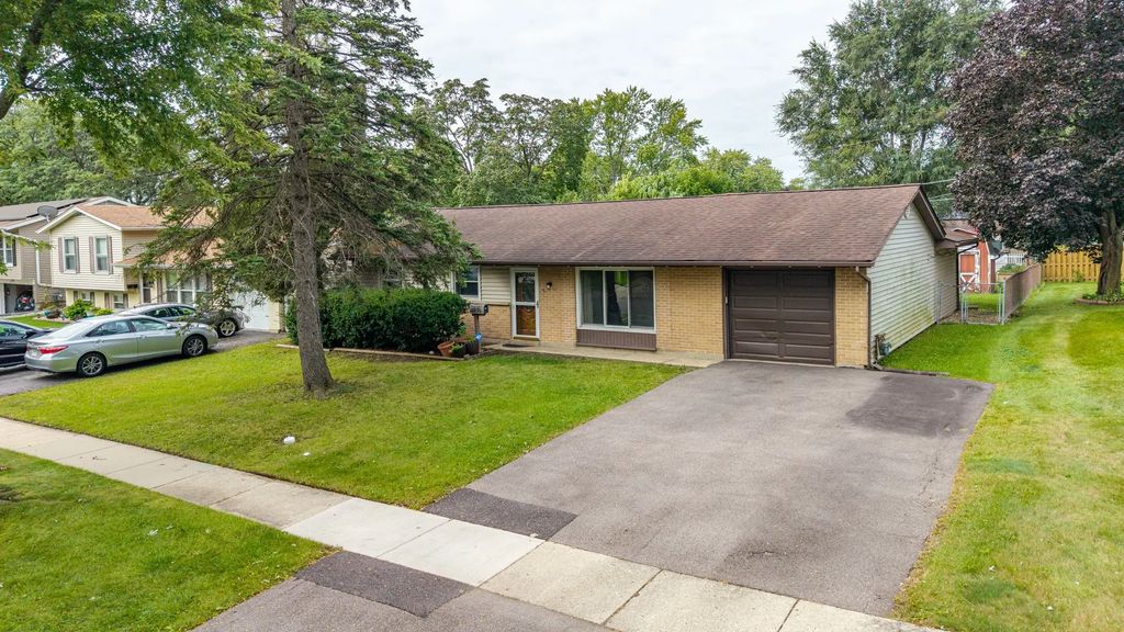 7870 Asbury Circle, Hanover Park