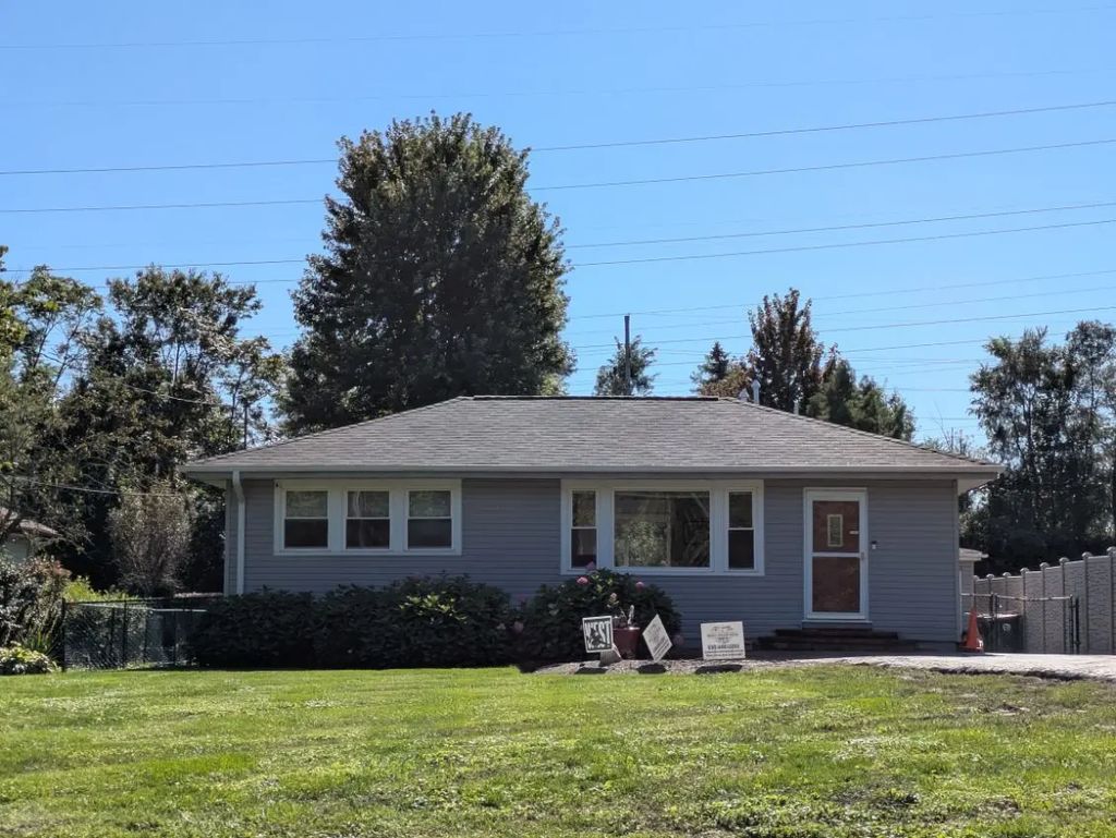 22w043 1st Street, Glen Ellyn
