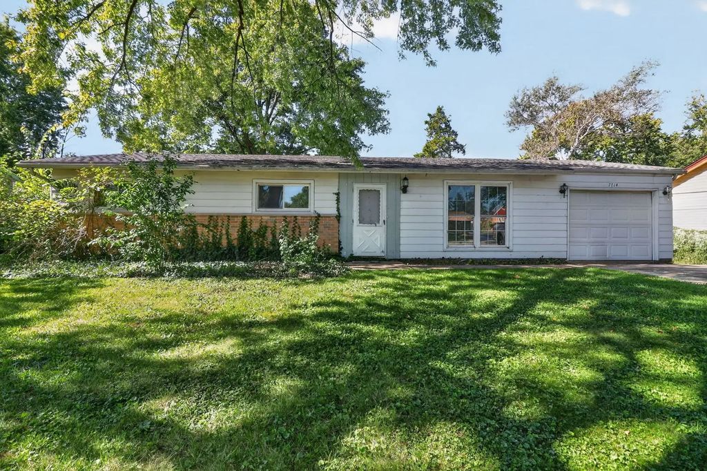 7714 Brookhaven Avenue, Darien