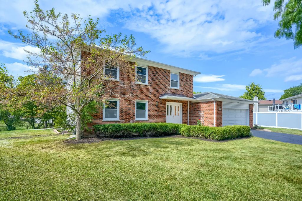 4170 Ludington Court, Hoffman Estates