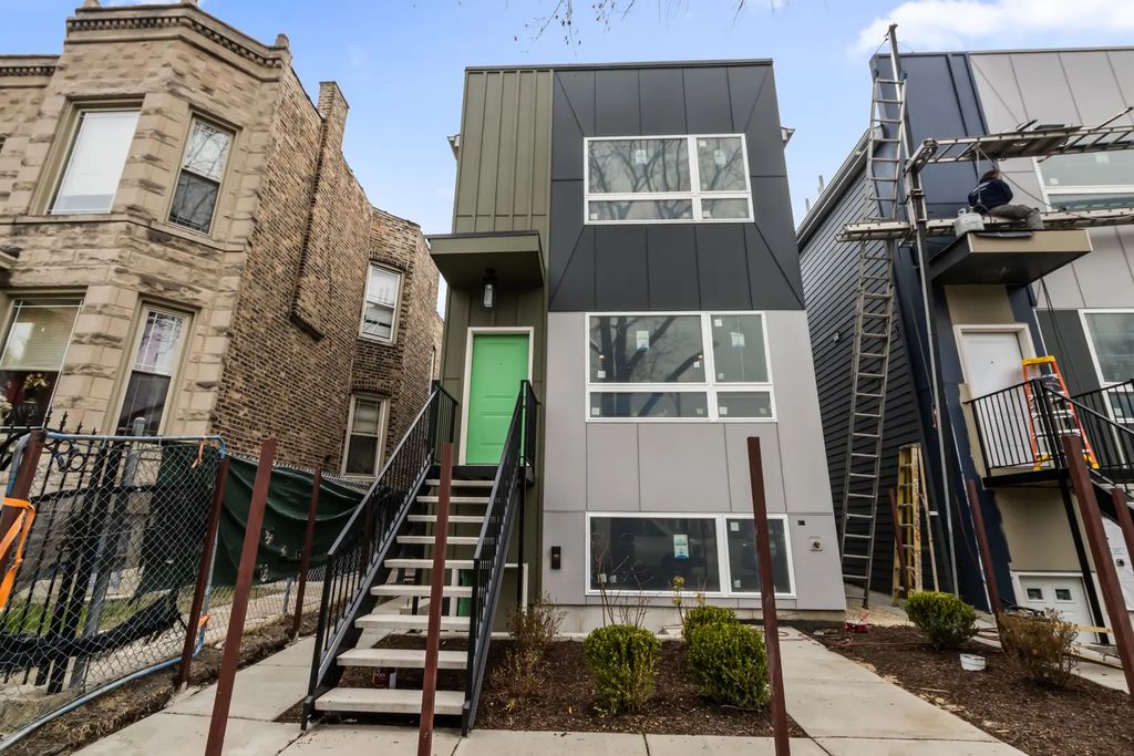 6519 S Langley Avenue, Chicago