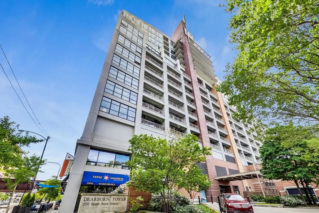 1530 S State Street 12n, Chicago