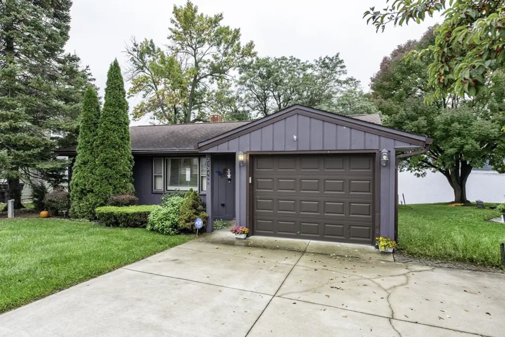 21349 121st Street, Bristol