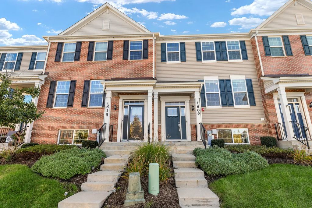 1609 Sager Way, Batavia