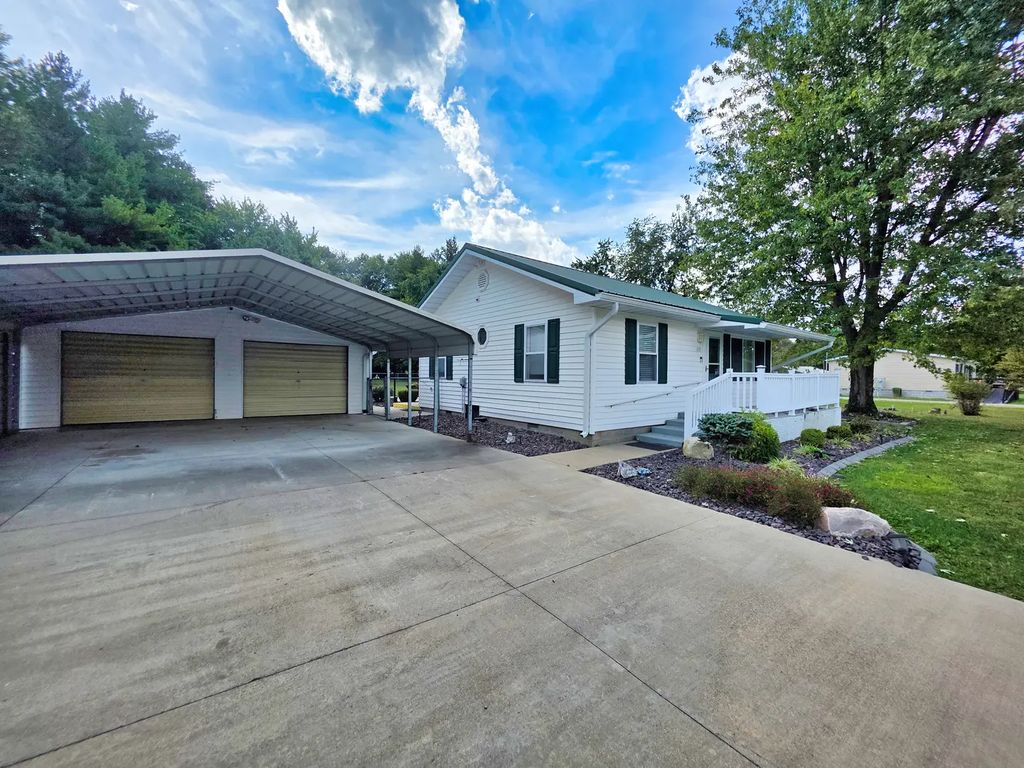 113 East Street, Xenia