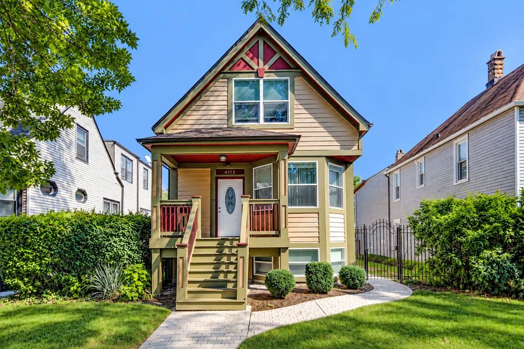 4313 N Ridgeway Avenue, Chicago