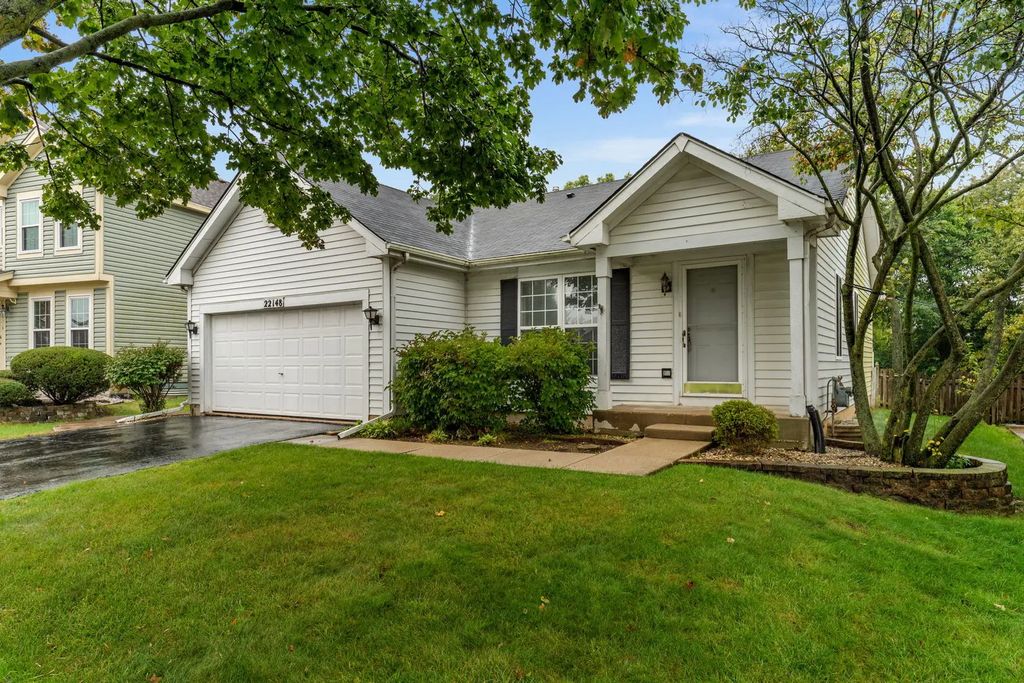 22148 W Plymouth Circle, Plainfield