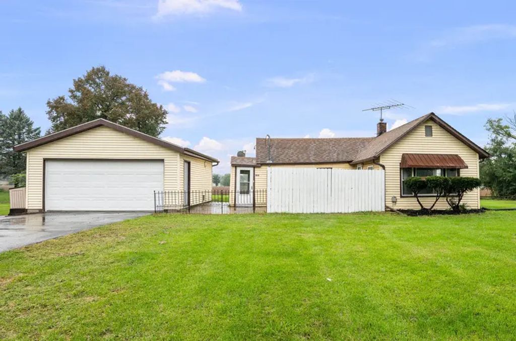 454 Docia Street, Hillsdale