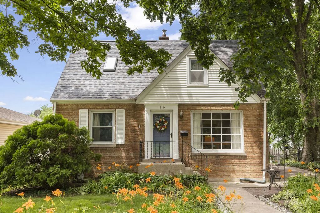 1110 N President Street, Wheaton