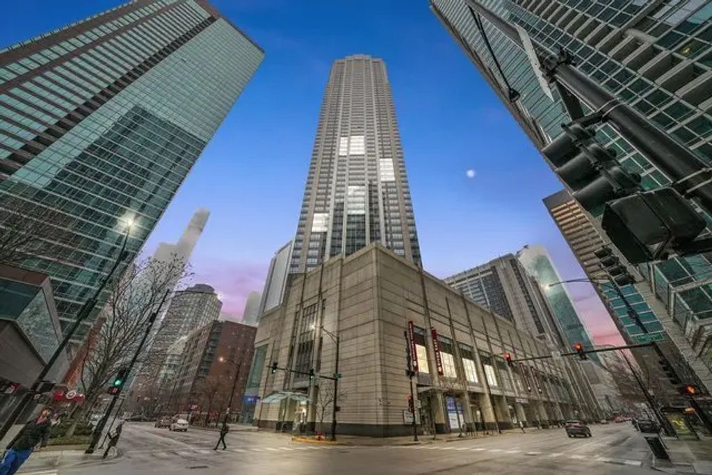 512 N Mcclurg Court 4308, Chicago
