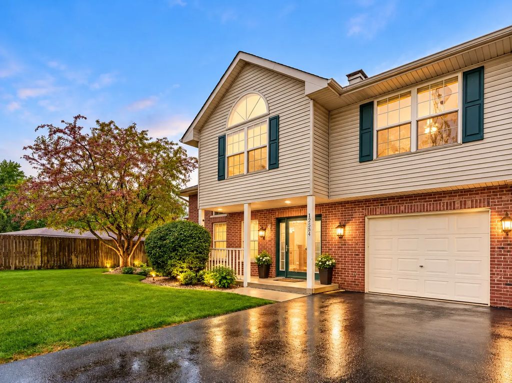 12554 S Arbor Drive, Alsip