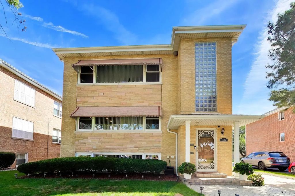 1605 Westchester Boulevard, Westchester