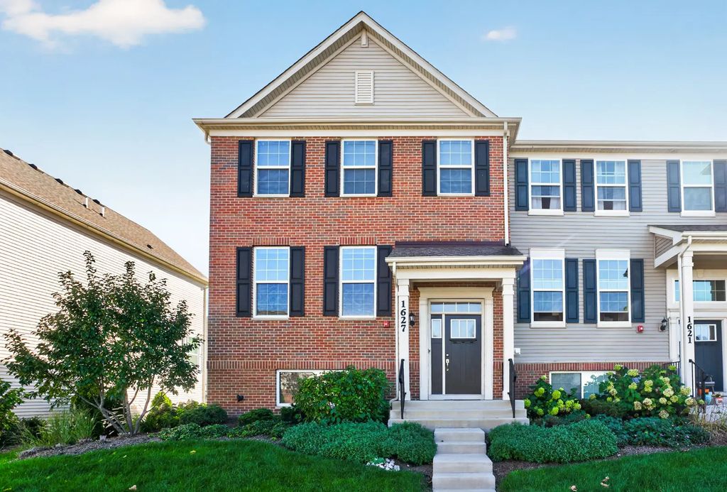1627 Sager Way, Batavia