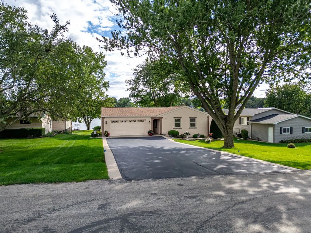 839 Breckenboro Road, Davis