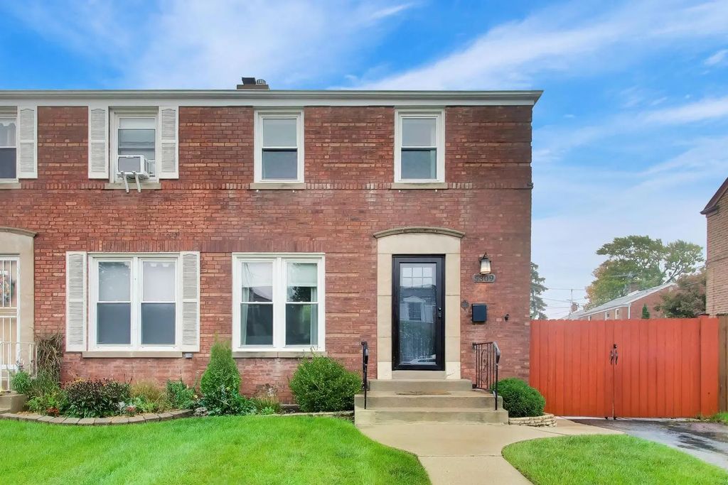 5309 N Oconto Avenue, Chicago