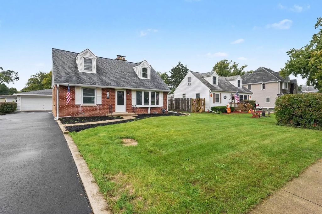 362 N Edgewood Avenue, Lombard