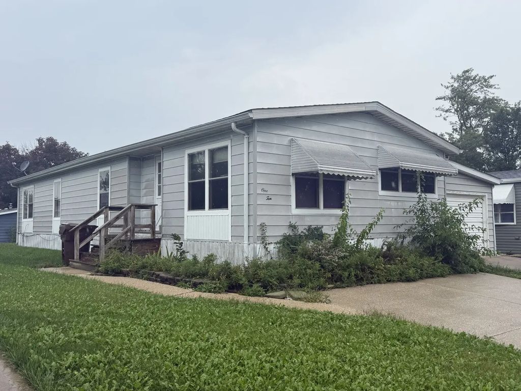 110 Huntsbridge Road 110, Matteson