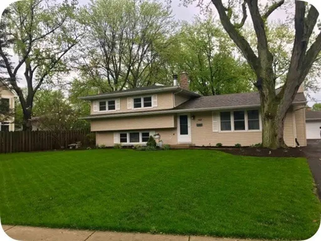 340 Sycamore Drive, Naperville