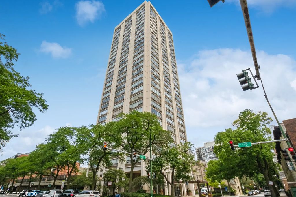 70 W Burton Place 1104, Chicago