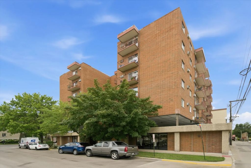 7830 W North Avenue 710, Elmwood Park