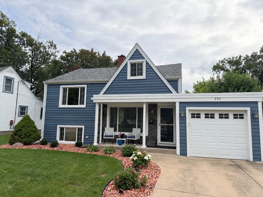 492 W Avery Street, Elmhurst