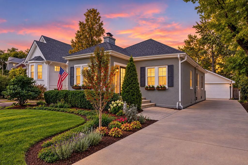335 E Madison Avenue, Wheaton