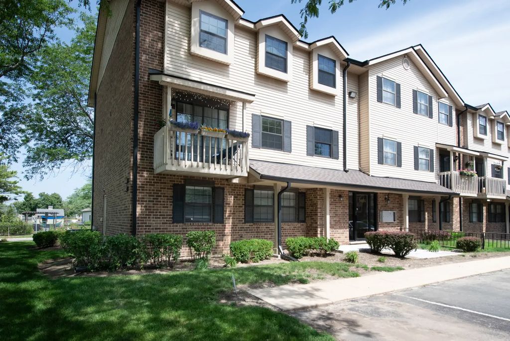 1486 W Jefferson Avenue D, Naperville