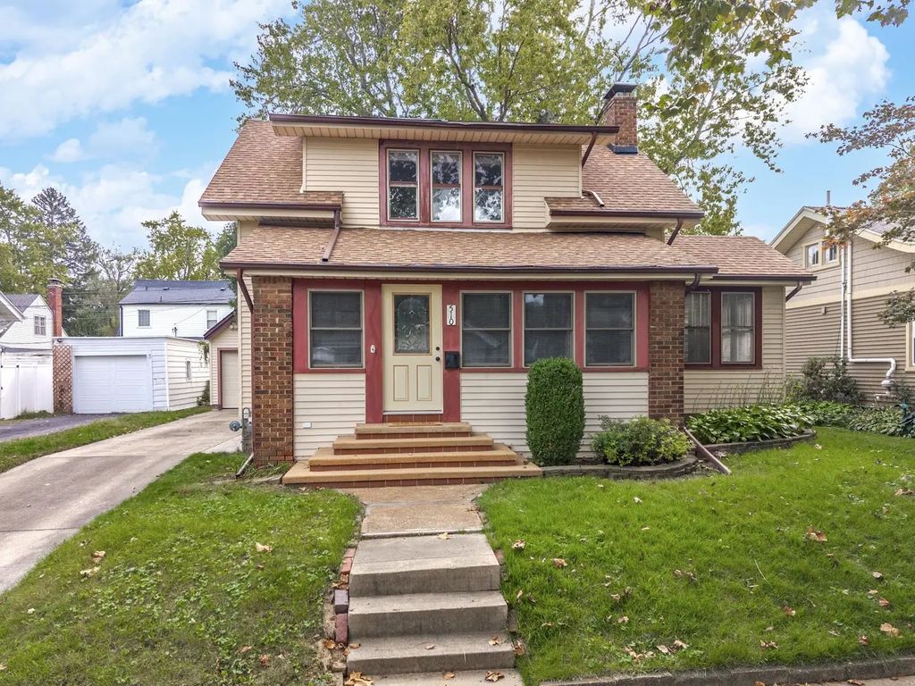 510 Kreitzer Avenue, Bloomington