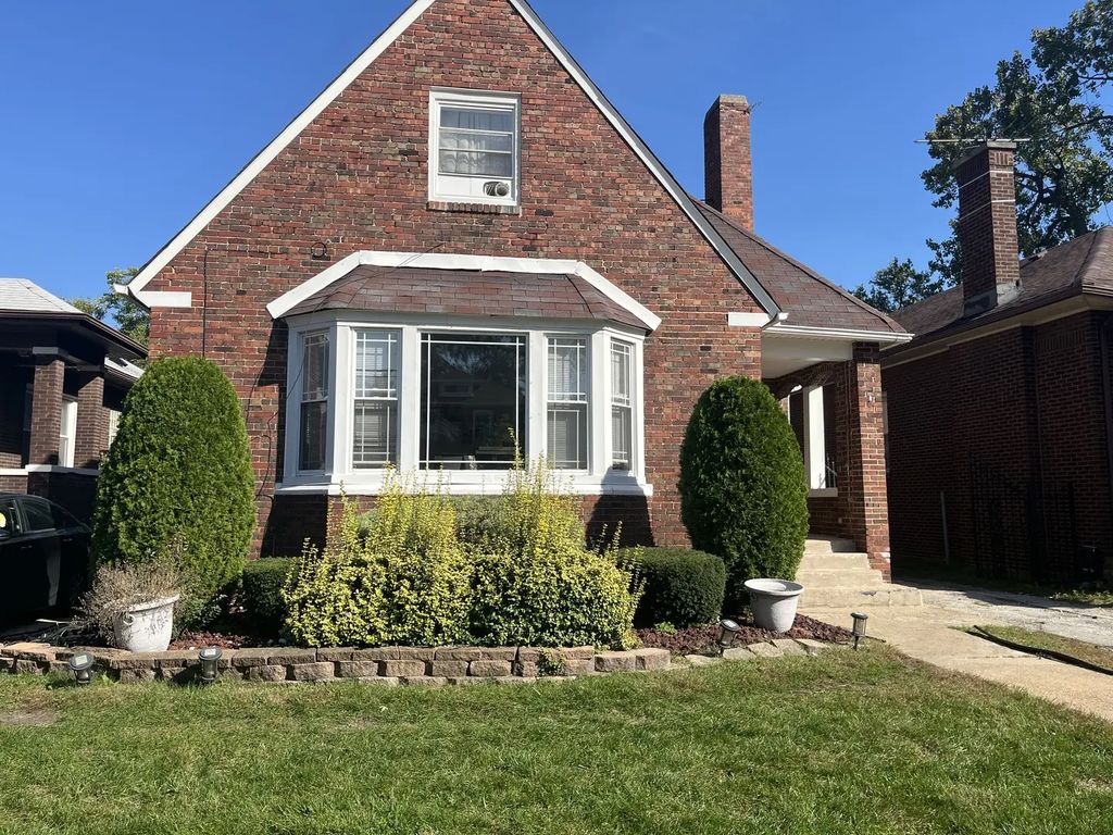 7339 S Constance Avenue, Chicago
