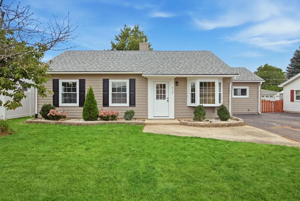 512 Concord Avenue, Romeoville