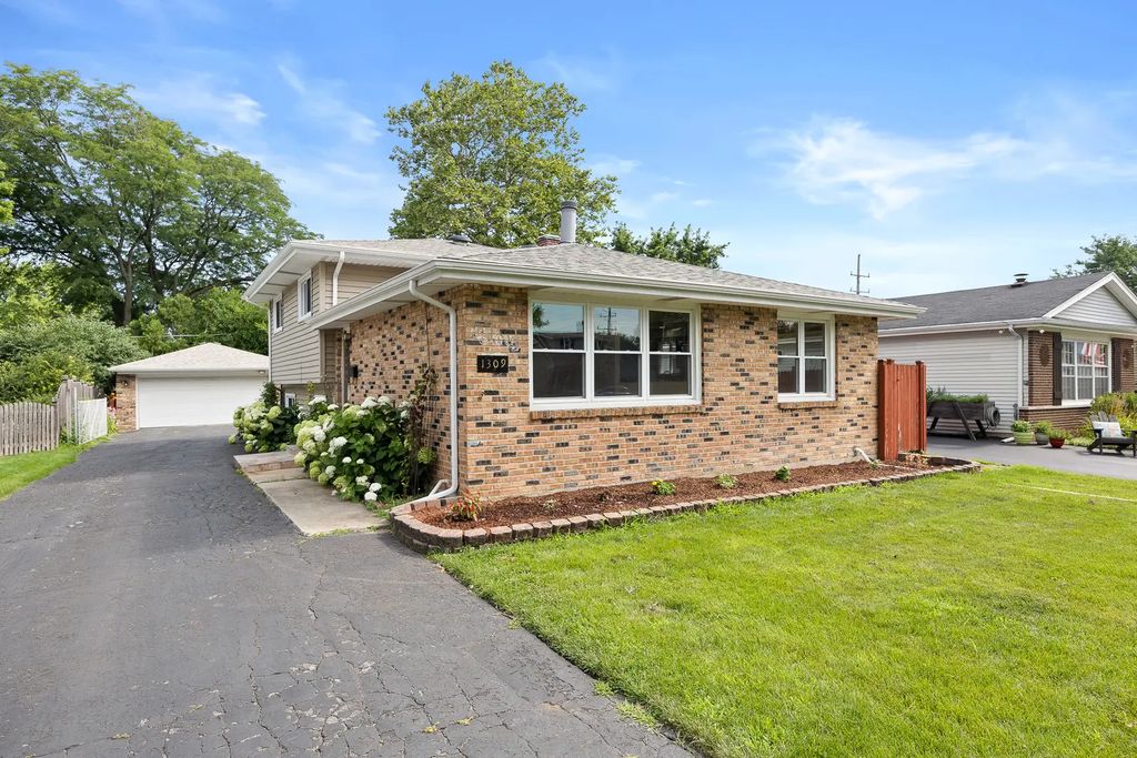 1309 Wilson Avenue, Wheaton