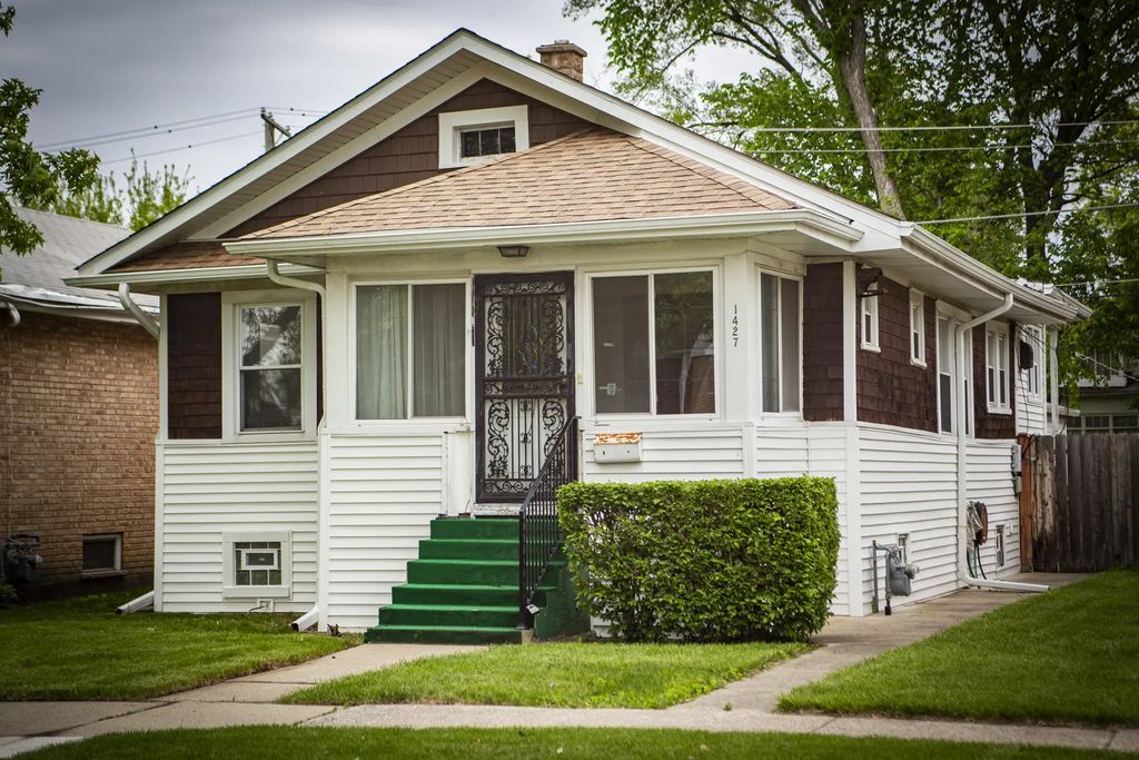 1427 S 21st Avenue, Maywood