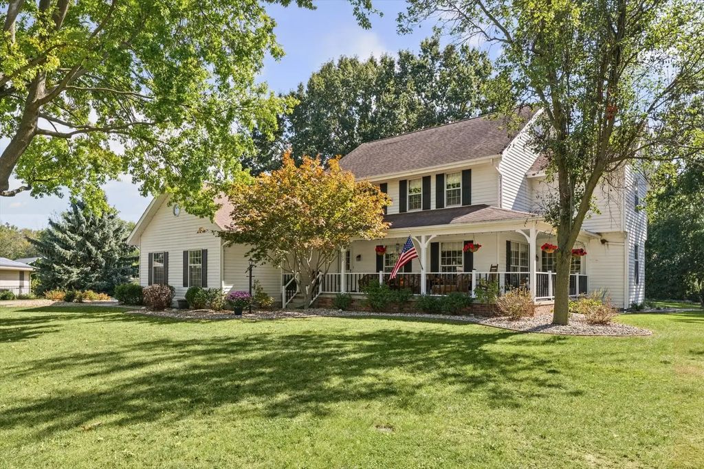703 Surrey Road, Monticello