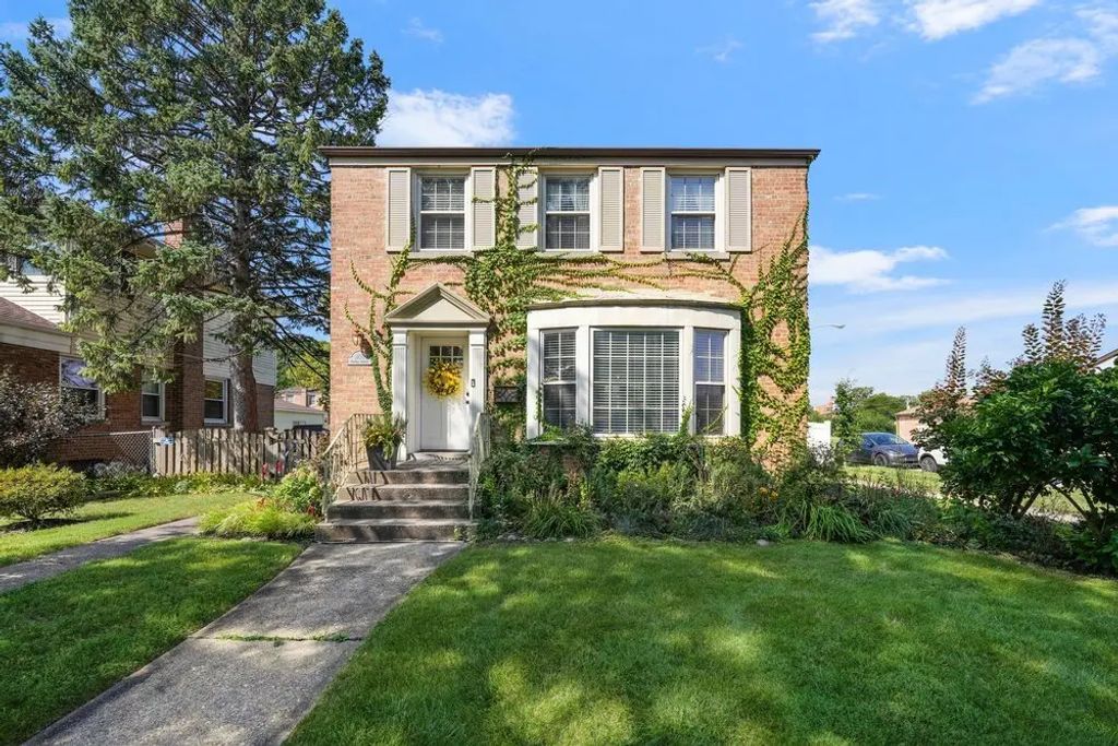 1800 Norfolk Avenue, Westchester