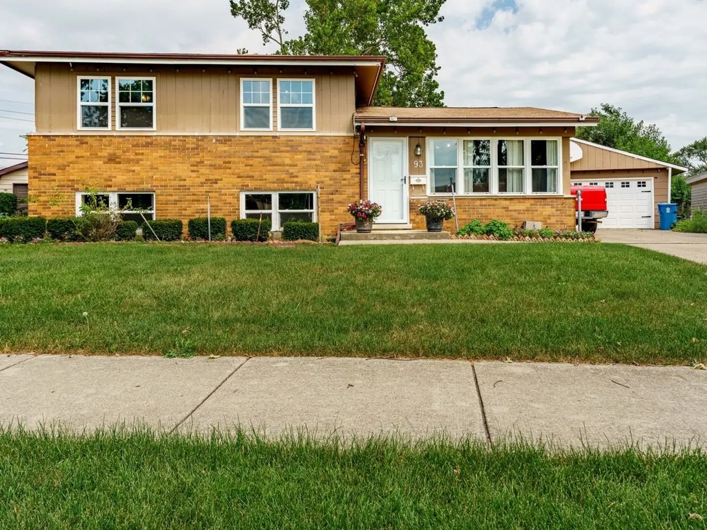 93 E Craig Drive, Chicago Heights