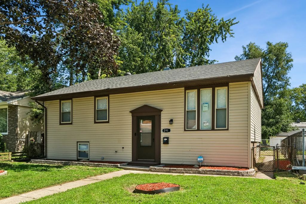 291 Clyde Avenue, Calumet City