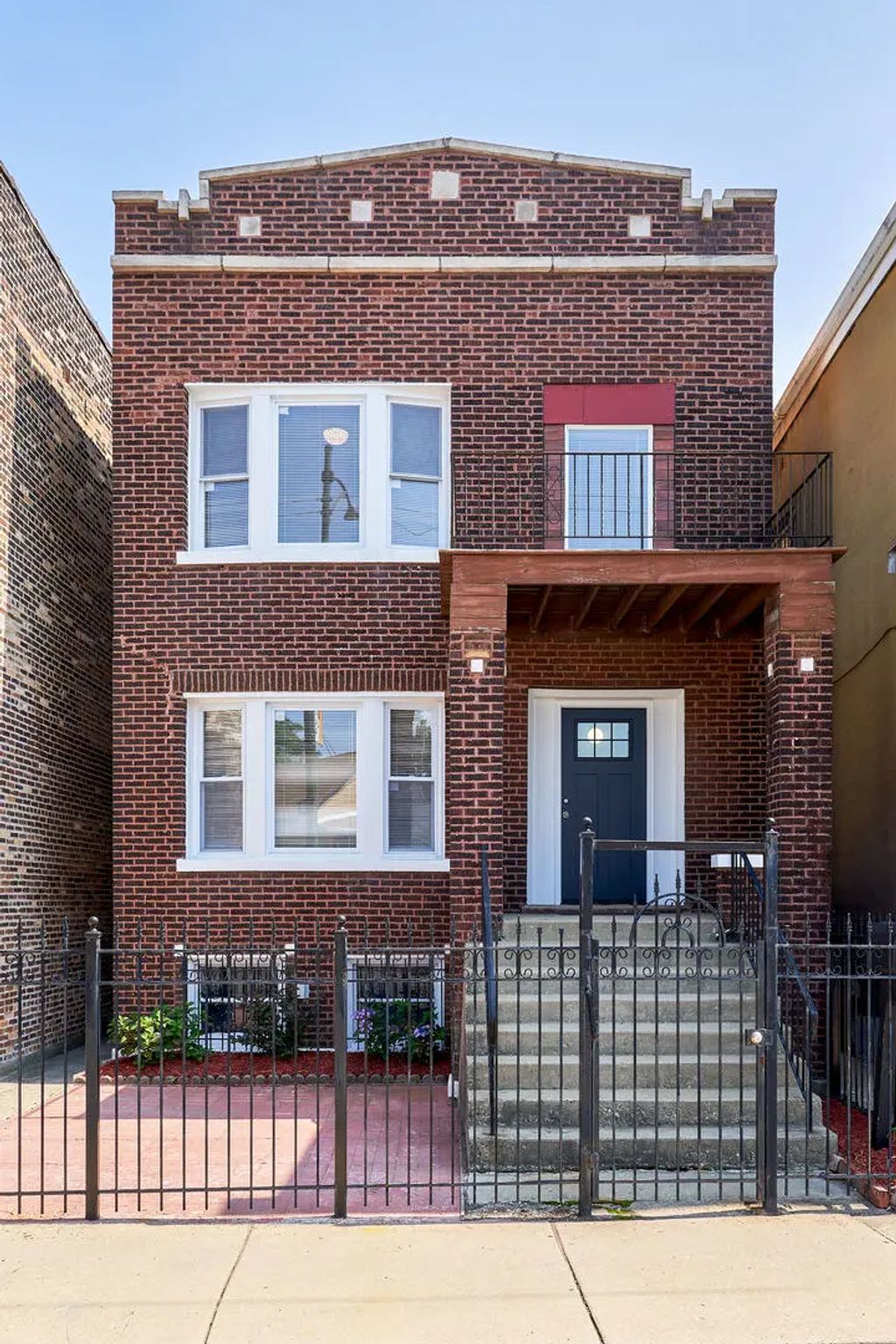 4589 S Archer Avenue, Chicago
