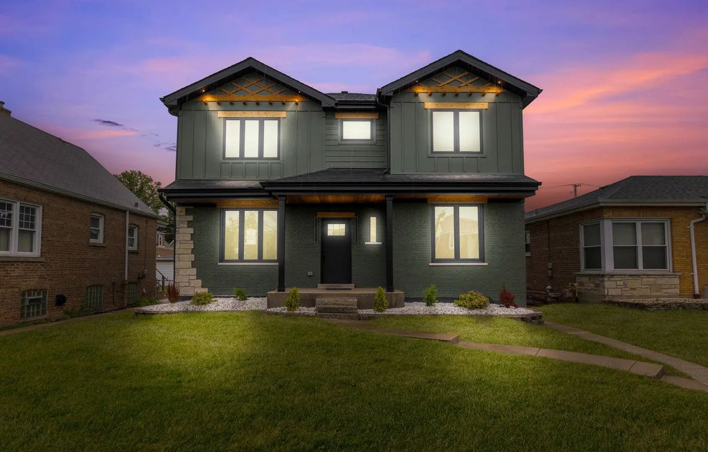 5721 S Newcastle Avenue, Chicago