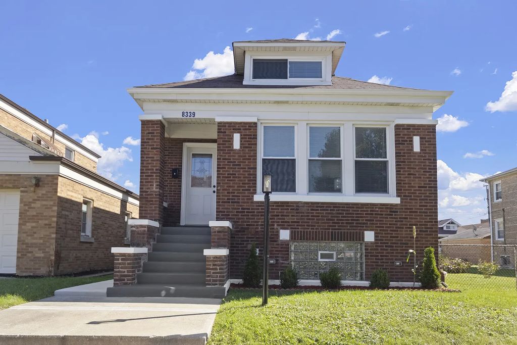 8339 S Throop Street, Chicago