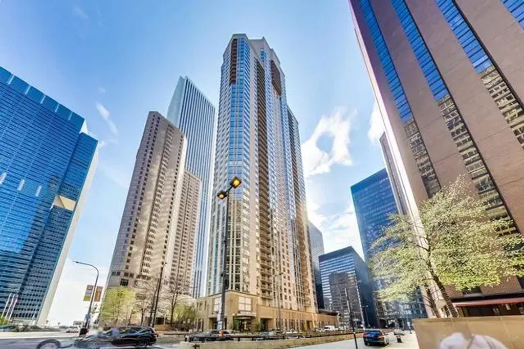 222 N Columbus Drive 3805, Chicago