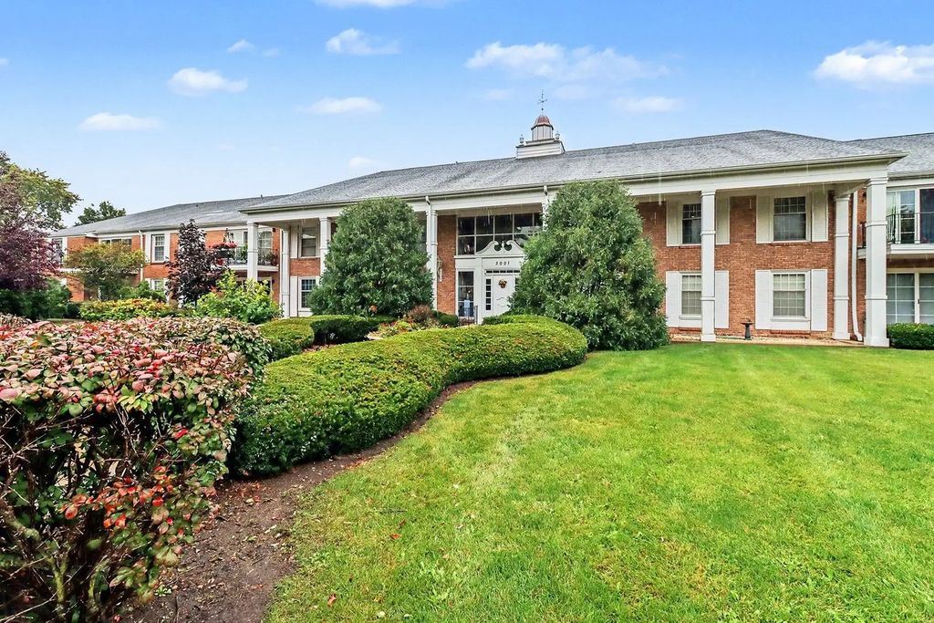 3001 Heritage Drive 109, Joliet