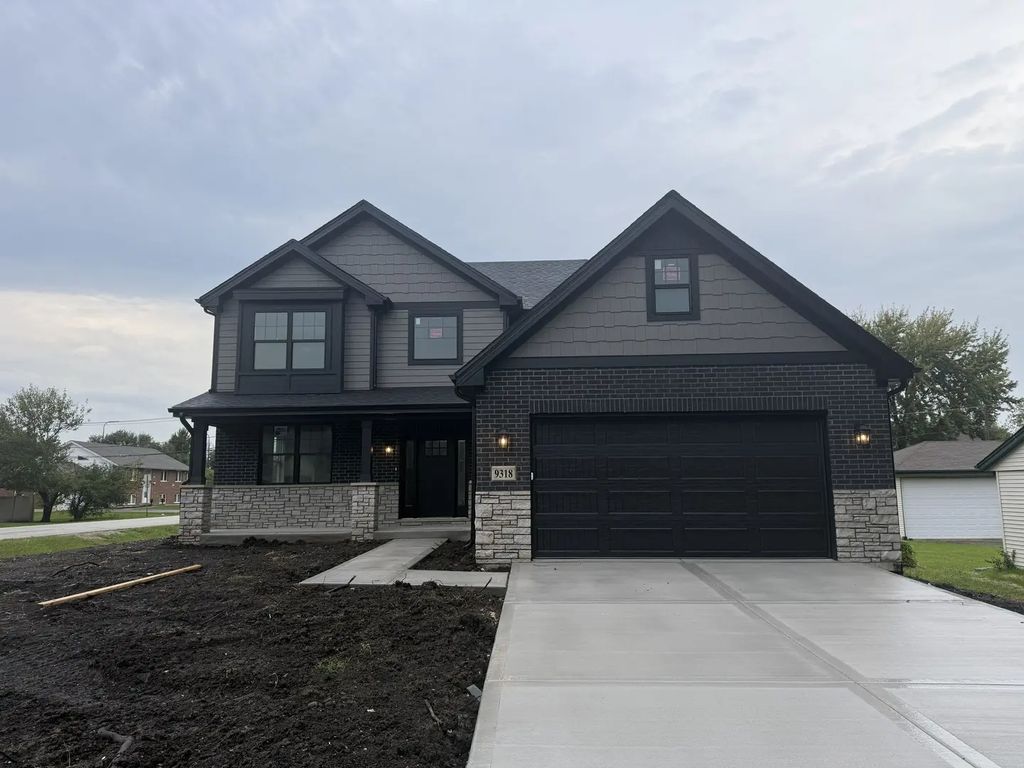 9318 Pleasant Avenue, Tinley Park