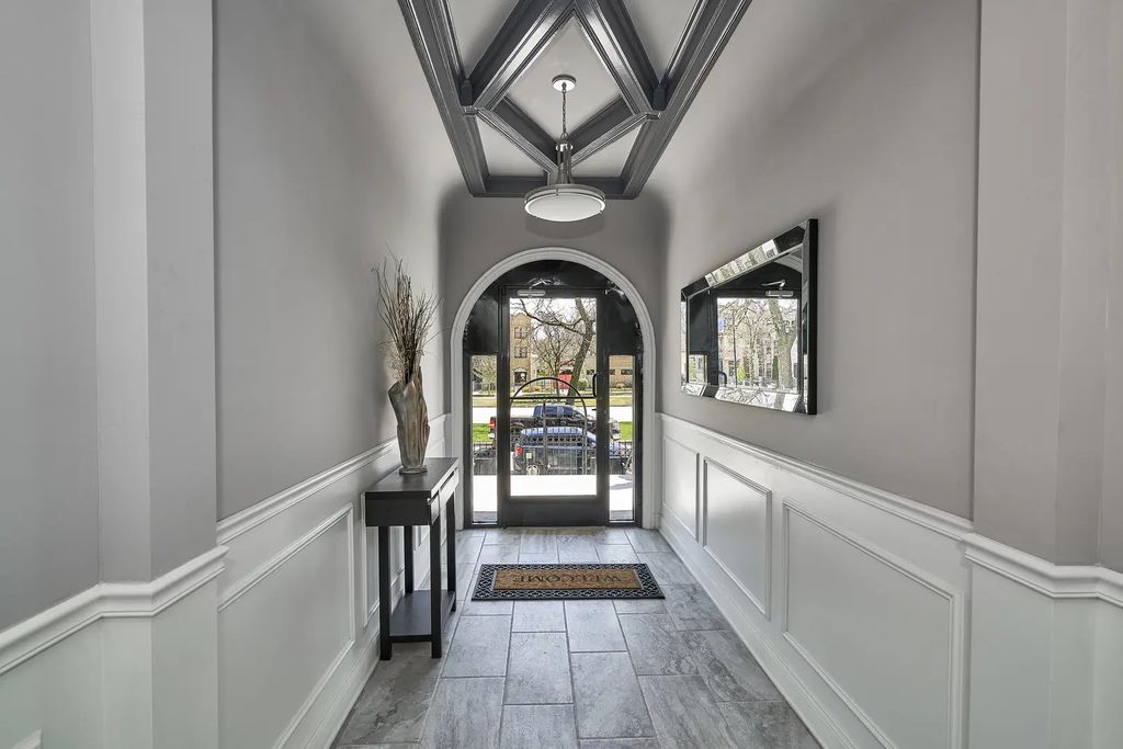 4520 S King Drive 1b, Chicago