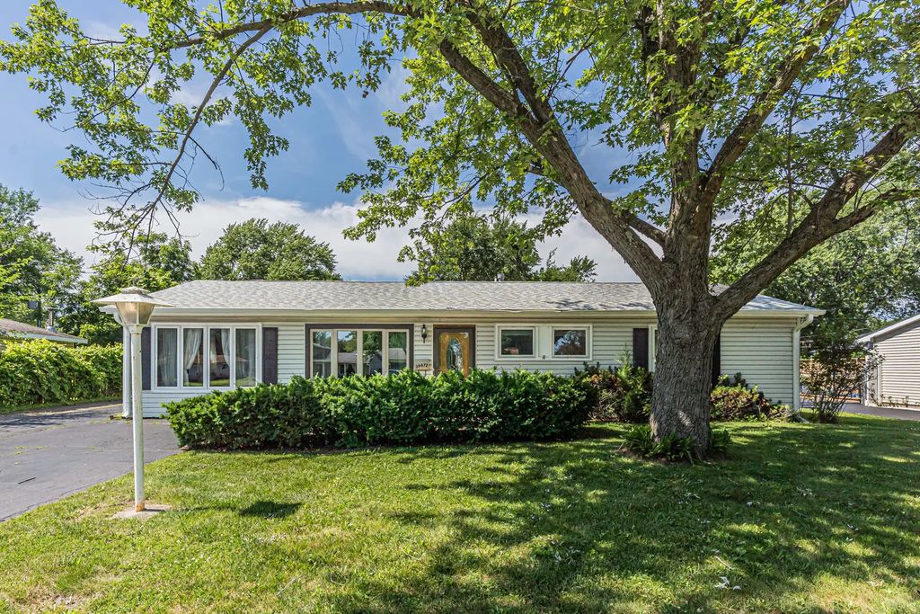 36672 N Traer Terrace, Gurnee