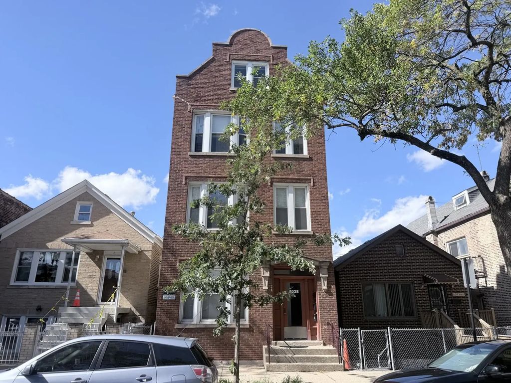 3038 S Emerald Street 2, Chicago