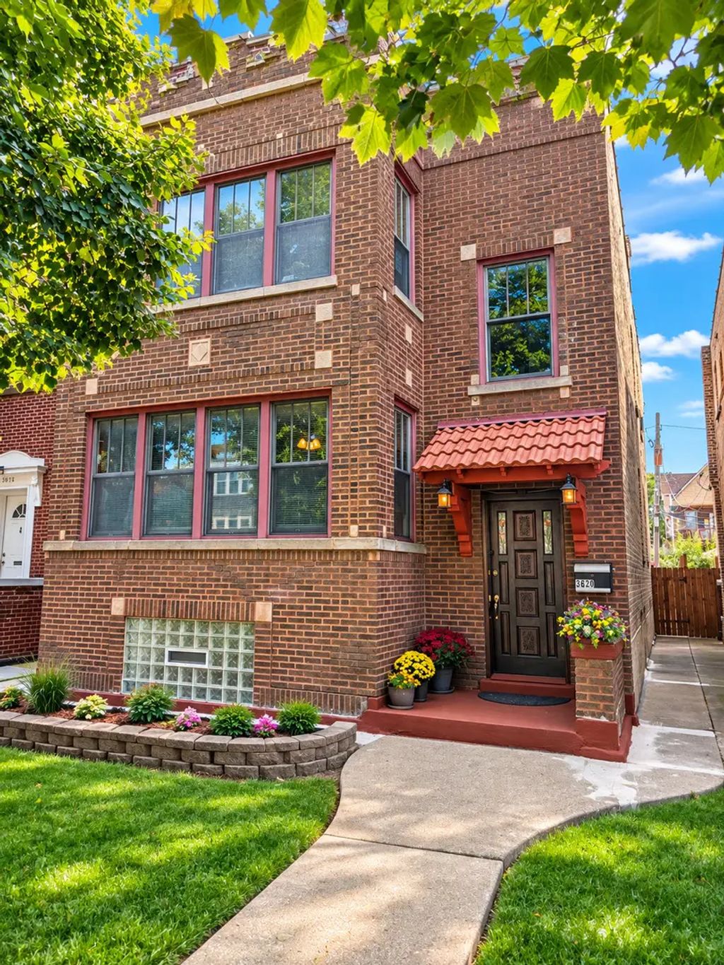 3620 N Whipple Street, Chicago, 60618
