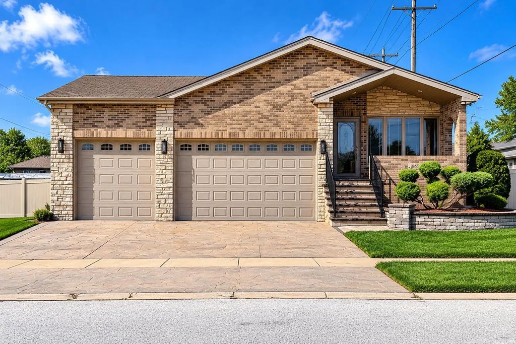 268 Marquette Avenue, Calumet City