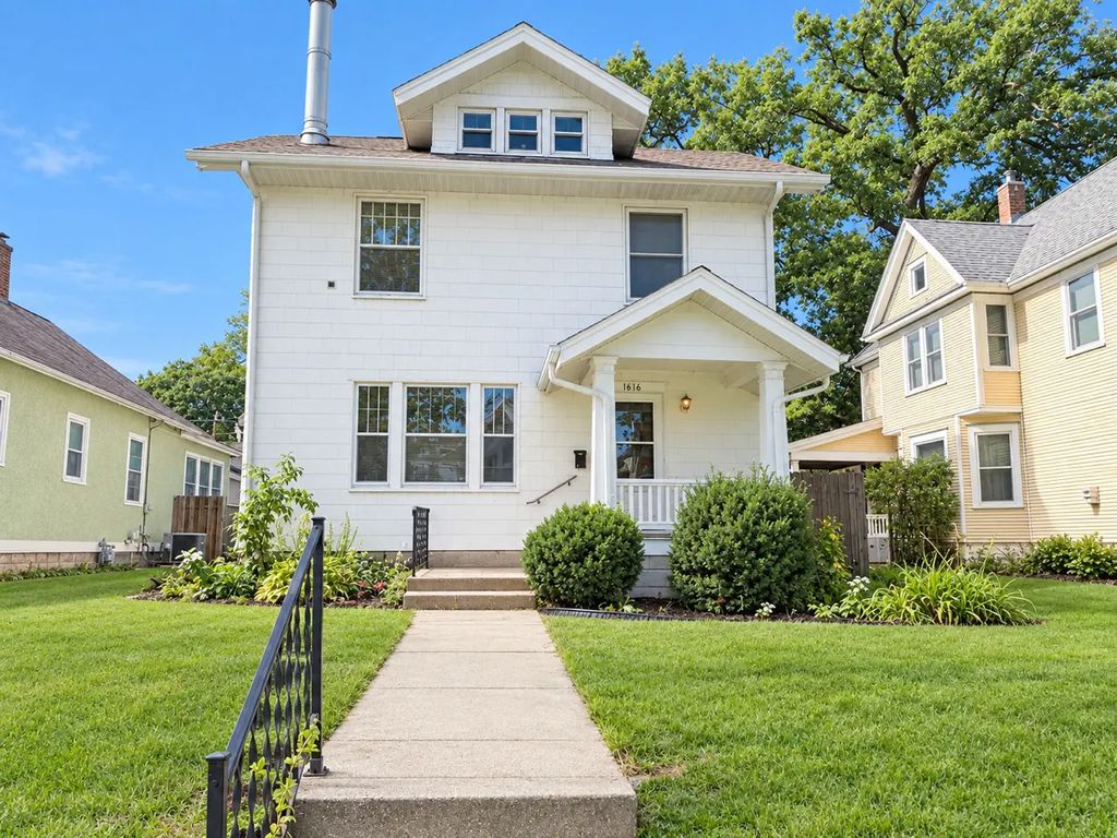 1616 29th Street, Rock Island