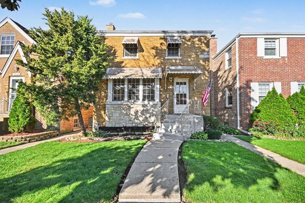 3514 N Opal Avenue, Chicago