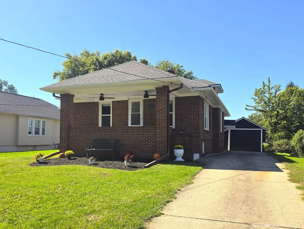 715 Catherine Street, Ottawa